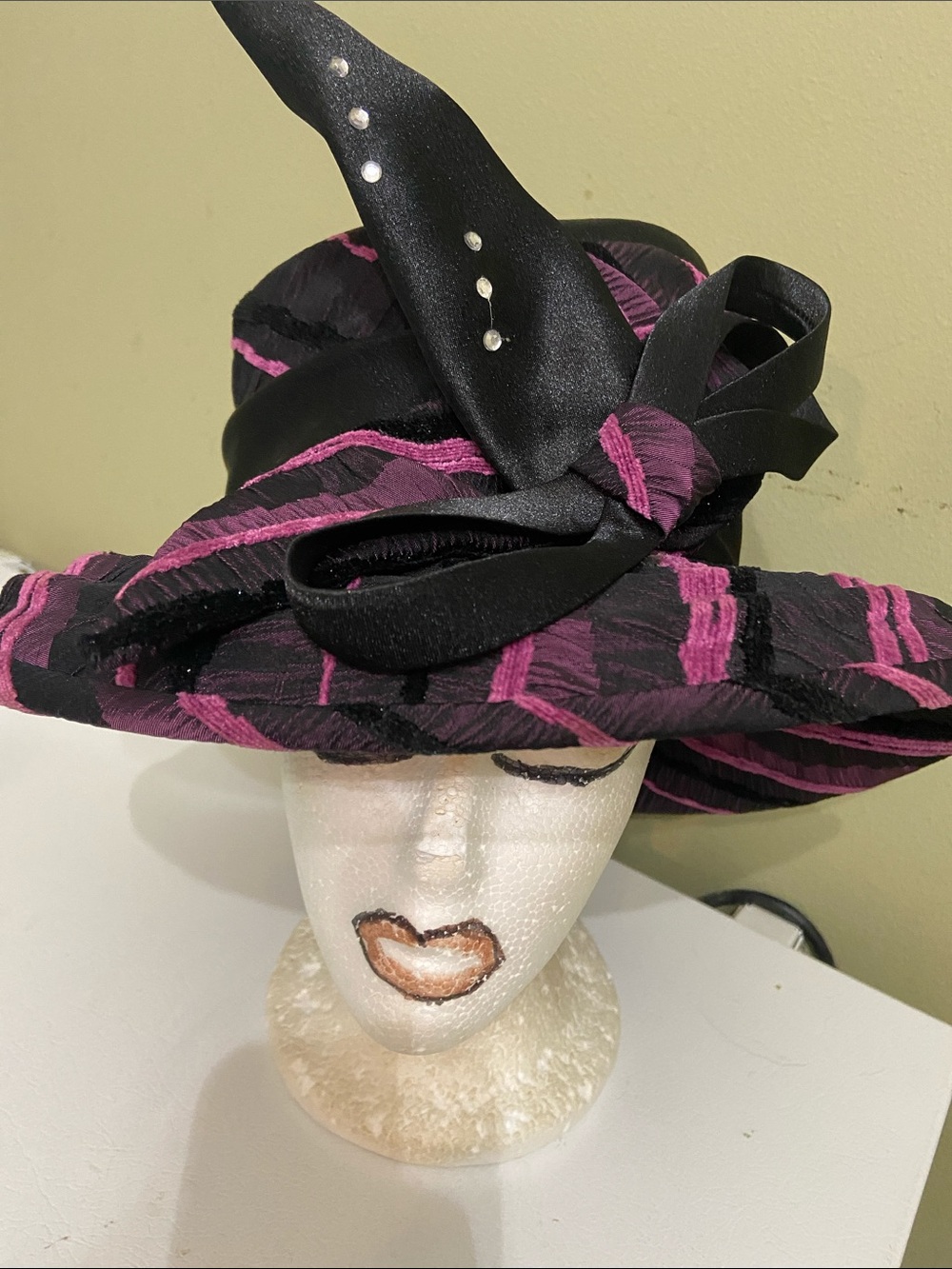 NWT Dress Hat / Church Hat by Promise N Y